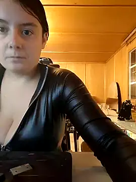 Snapshot of YoungLiisaxx chatting on 09-24-25, 06:11 YoungLiisaxx online show from 09-24-25, 06:11