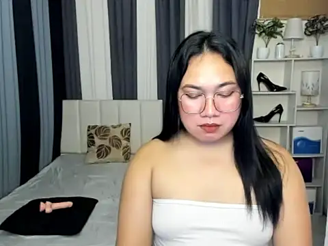 TsUncutKaren online show from 03-03-26, 05:46