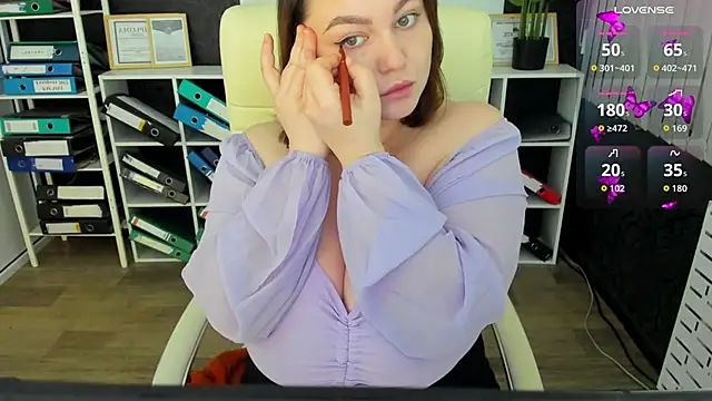  feel me  online show from 12-23-25, 01:58