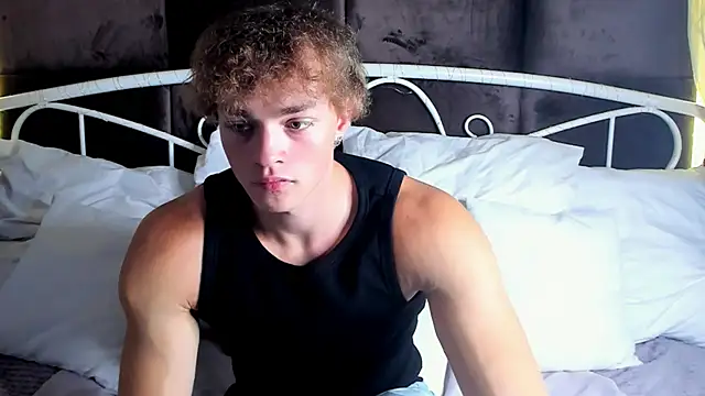 ChaseMuscular online show from 10-10-25, 10:36