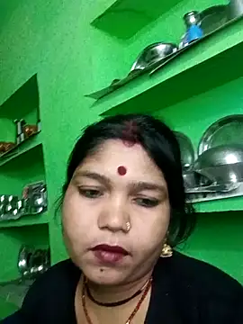 Priya tyagi online show from 10-17-25, 08:11
