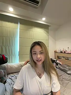 tw feibaby online show from 04-25-26, 05:10