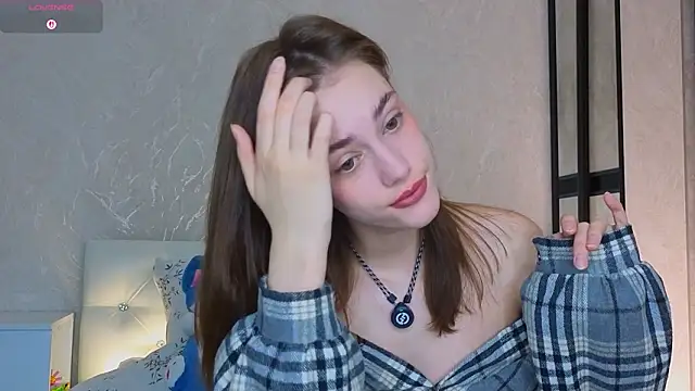 Snapshot of ttragedienne chatting on 02-09-26, 03:21 ttragedienne online show from 02-09-26, 03:21