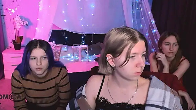 Snapshot of gloria_bubble chatting on 01-31-26, 08:29 gloria bubble online show from 01-31-26, 08:29