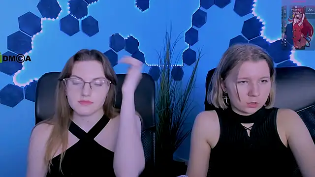 Snapshot of gloria_bubble chatting on 02-17-26, 09:32 gloria bubble online show from 02-17-26, 09:32