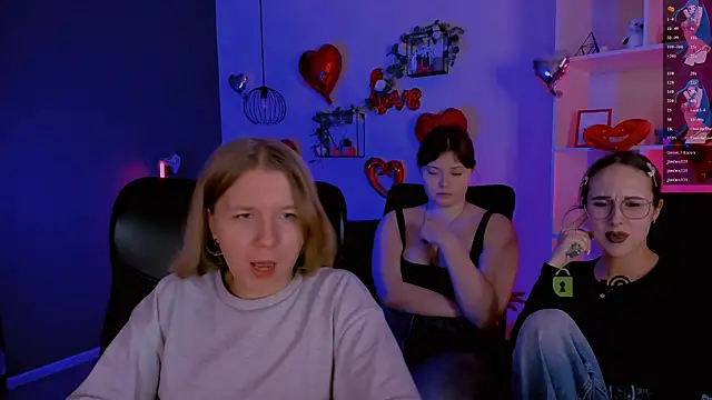 Snapshot of gloria_bubble chatting on 02-25-26, 04:33 gloria bubble online show from 02-25-26, 04:33