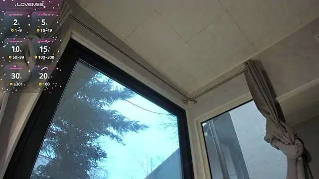 Ella Vee online show from 03-02-26, 05:19