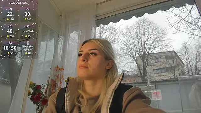 Ella Vee online show from 03-28-26, 06:02