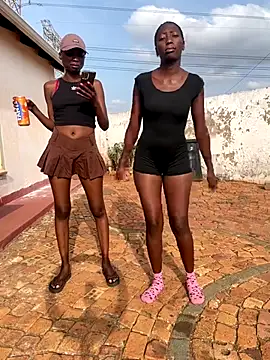 Melanin2002 online show from 11-14-25, 02:16