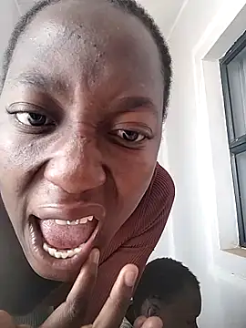 Melanin2002 online show from 04-15-26, 08:21