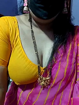 luci-queen online show from 10-17-25, 04:59