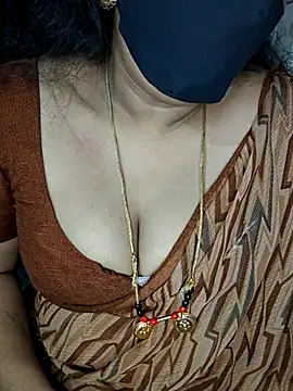 luci-queen online show from 05-19-26, 07:42