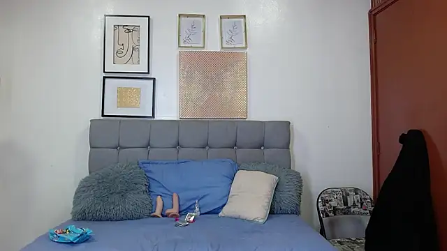  naomi s online show from 04-05-26, 01:30