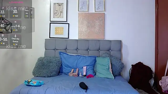  naomi s online show from 04-11-26, 01:26