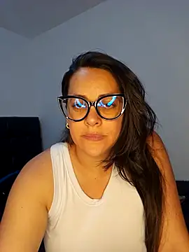 Nicoleefaith  online show from 03-15-26, 08:37