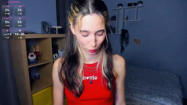 Snapshot of AntonettaTarring chatting on 09-20-25, 07:31 AntonettaTarring online show from 09-20-25, 07:31