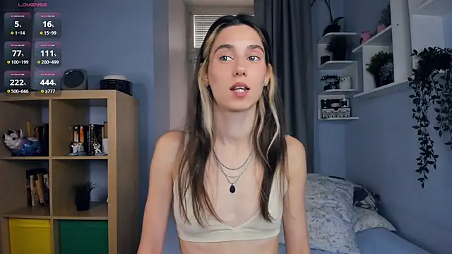 Snapshot of AntonettaTarring chatting on 10-03-25, 08:22 AntonettaTarring online show from 10-03-25, 08:22