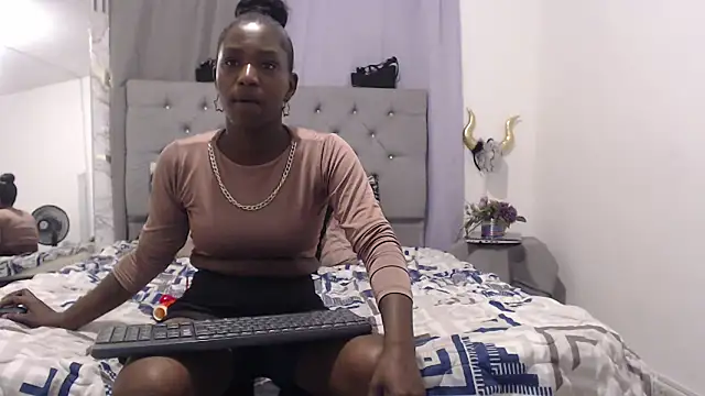 KarolLewys online show from 11-29-25, 01:25