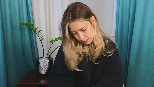 Snapshot of AngelicRice chatting on 09-13-25, 11:10 AngelicRice online show from 09-13-25, 11:10