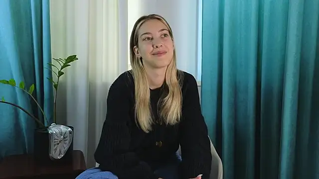 Snapshot of AngelicRice chatting on 09-18-25, 11:12 AngelicRice online show from 09-18-25, 11:12