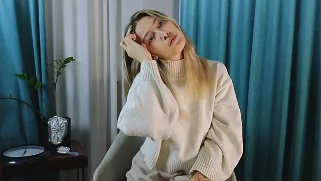 Snapshot of AngelicRice chatting on 09-19-25, 11:55 AngelicRice online show from 09-19-25, 11:55