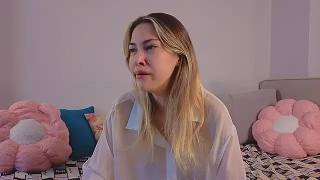 Snapshot of AngelicRice chatting on 09-29-25, 11:37 AngelicRice online show from 09-29-25, 11:37