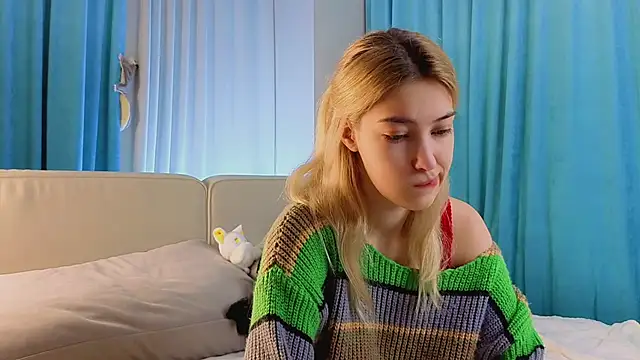 Snapshot of AngelicRice chatting on 12-15-25, 11:14 AngelicRice online show from 12-15-25, 11:14