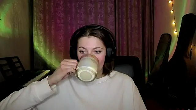 CutieAnny online show from 02-23-26, 08:06