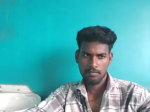 Snapshot of Tamilgud23 chatting on 04-24-26, 06:05 Tamilgud23 online show from 04-24-26, 06:05