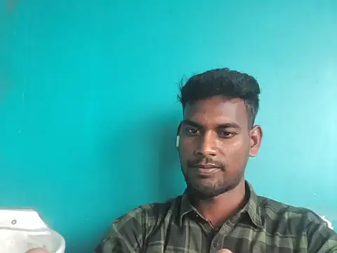 Snapshot of Tamilgud23 chatting on 05-11-26, 06:41 Tamilgud23 online show from 05-11-26, 06:41