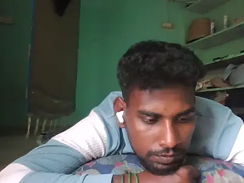 Snapshot of Tamilgud23 chatting on 05-16-26, 12:15 Tamilgud23 online show from 05-16-26, 12:15