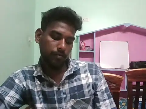 Snapshot of Tamilgud23 chatting on 05-18-26, 05:13 Tamilgud23 online show from 05-18-26, 05:13