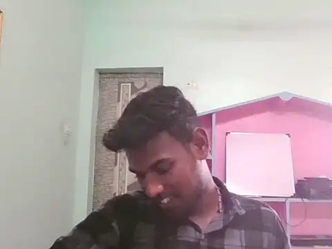 Snapshot of Tamilgud23 chatting on 05-30-26, 04:31 Tamilgud23 online show from 05-30-26, 04:31