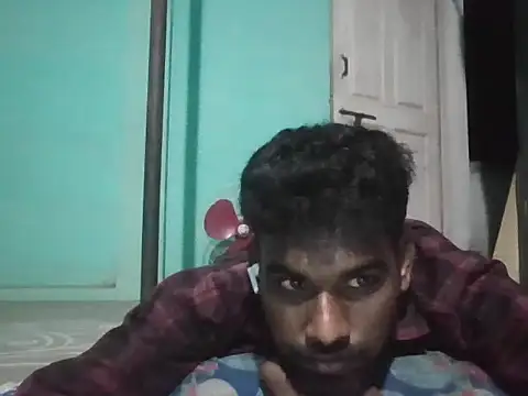 Snapshot of Tamilgud23 chatting on 06-01-26, 01:35 Tamilgud23 online show from 06-01-26, 01:35