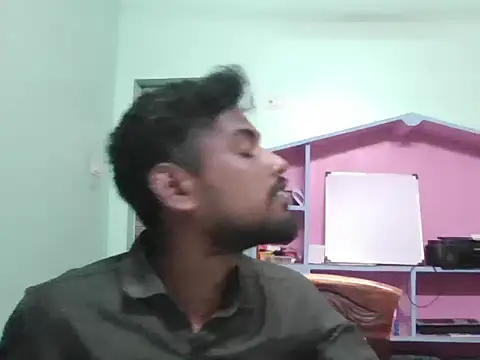 Snapshot of Tamilgud23 chatting on 06-02-26, 05:20 Tamilgud23 online show from 06-02-26, 05:20