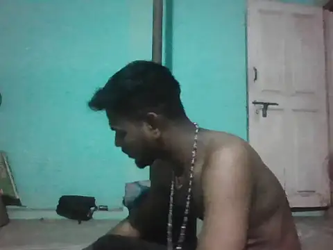 Snapshot of Tamilgud23 chatting on 06-11-26, 05:22 Tamilgud23 online show from 06-11-26, 05:22