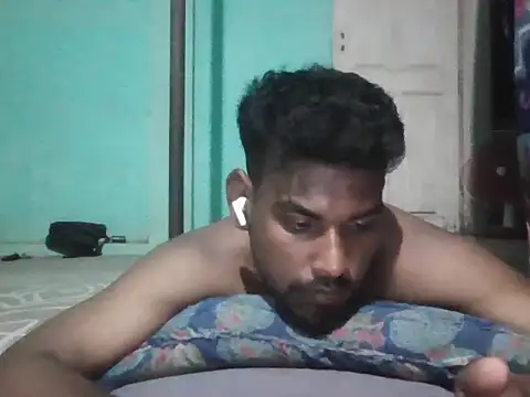 Snapshot of Tamilgud23 chatting on 06-17-26, 05:47 Tamilgud23 online show from 06-17-26, 05:47