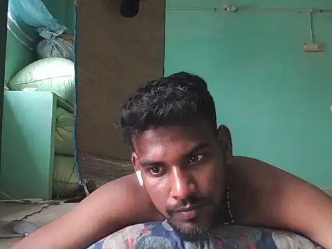 Snapshot of Tamilgud23 chatting on 06-21-26, 06:16 Tamilgud23 online show from 06-21-26, 06:16