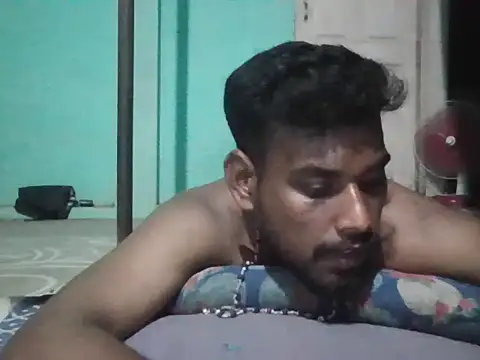 Snapshot of Tamilgud23 chatting on 06-26-26, 05:50 Tamilgud23 online show from 06-26-26, 05:50
