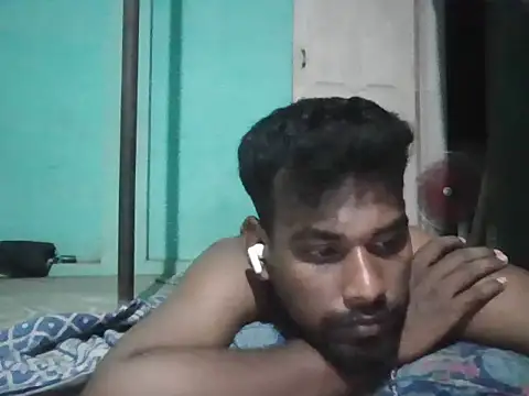 Snapshot of Tamilgud23 chatting on 06-27-26, 05:18 Tamilgud23 online show from 06-27-26, 05:18