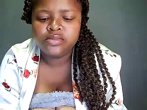 MegaBustyQueen online show from 09-08-25, 06:51