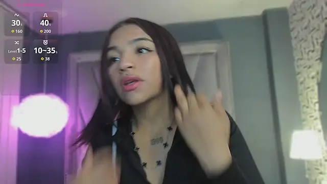 Manelyk evanss  online show from 12-21-25, 11:17