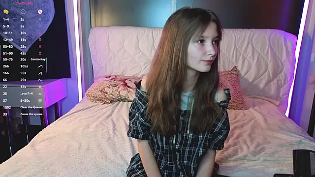 Snapshot of DongMolt chatting on 09-18-25, 05:15 DongMolt online show from 09-18-25, 05:15