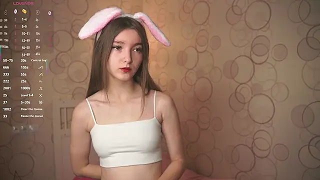 Snapshot of DongMolt chatting on 11-24-25, 11:37 DongMolt online show from 11-24-25, 11:37