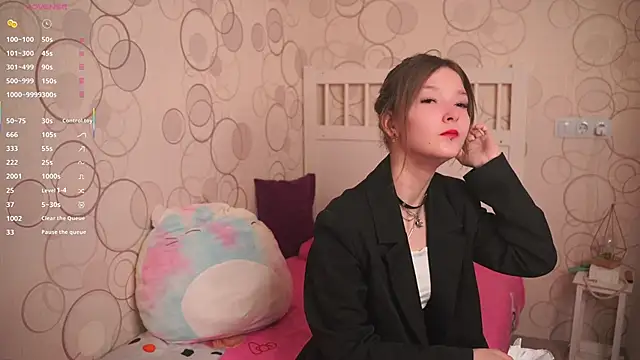 Snapshot of DongMolt chatting on 11-28-25, 08:00 DongMolt online show from 11-28-25, 08:00