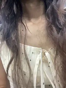 Snapshot of _Rin_hot chatting on 12-03-25, 01:31 Rin hot online show from 12-03-25, 01:31