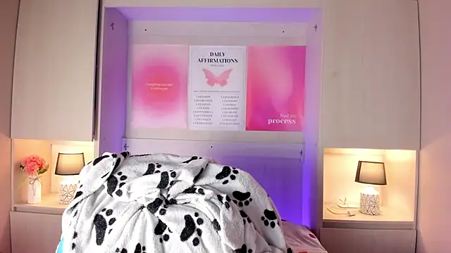 LexxaQueen online show from 11-23-25, 04:12