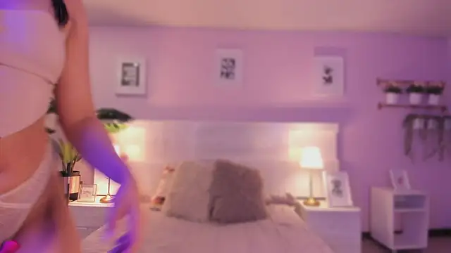 Ema wett online show from 10-22-25, 08:08