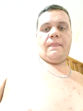 Snapshot of coisasdecasal2727 chatting on 09-09-25, 09:47 coisasdecasal2727 online show from 09-09-25, 09:47