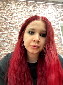 VeronicaLine online show from 10-19-25, 04:13